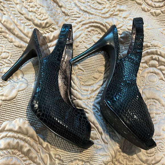 Black Embossed Python Textured Slingback Peeptoe Shoes-8.5 - Picture 2 of 7